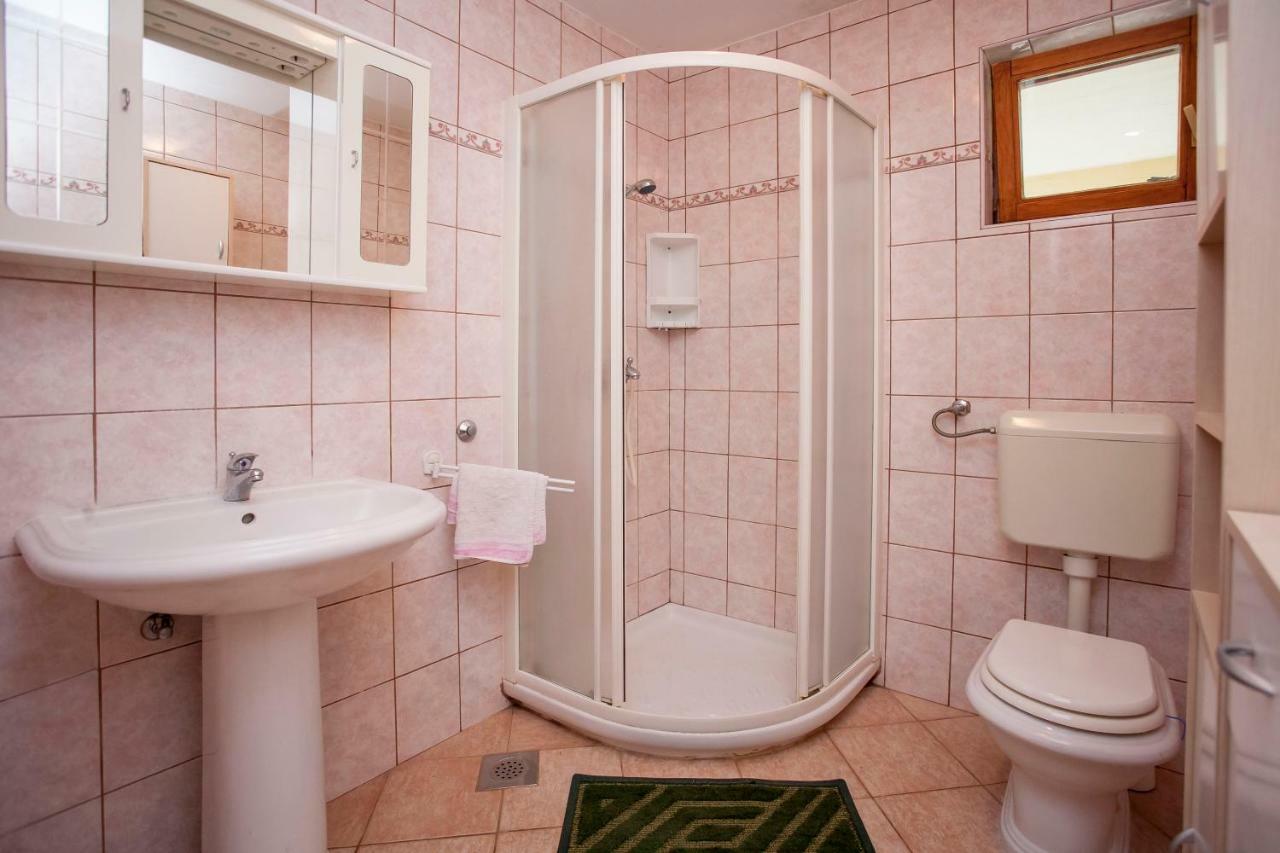 Apartment Regina Rovinj Zewnętrze zdjęcie