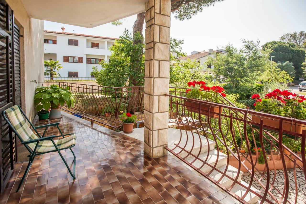Apartment Regina Rovinj Zewnętrze zdjęcie