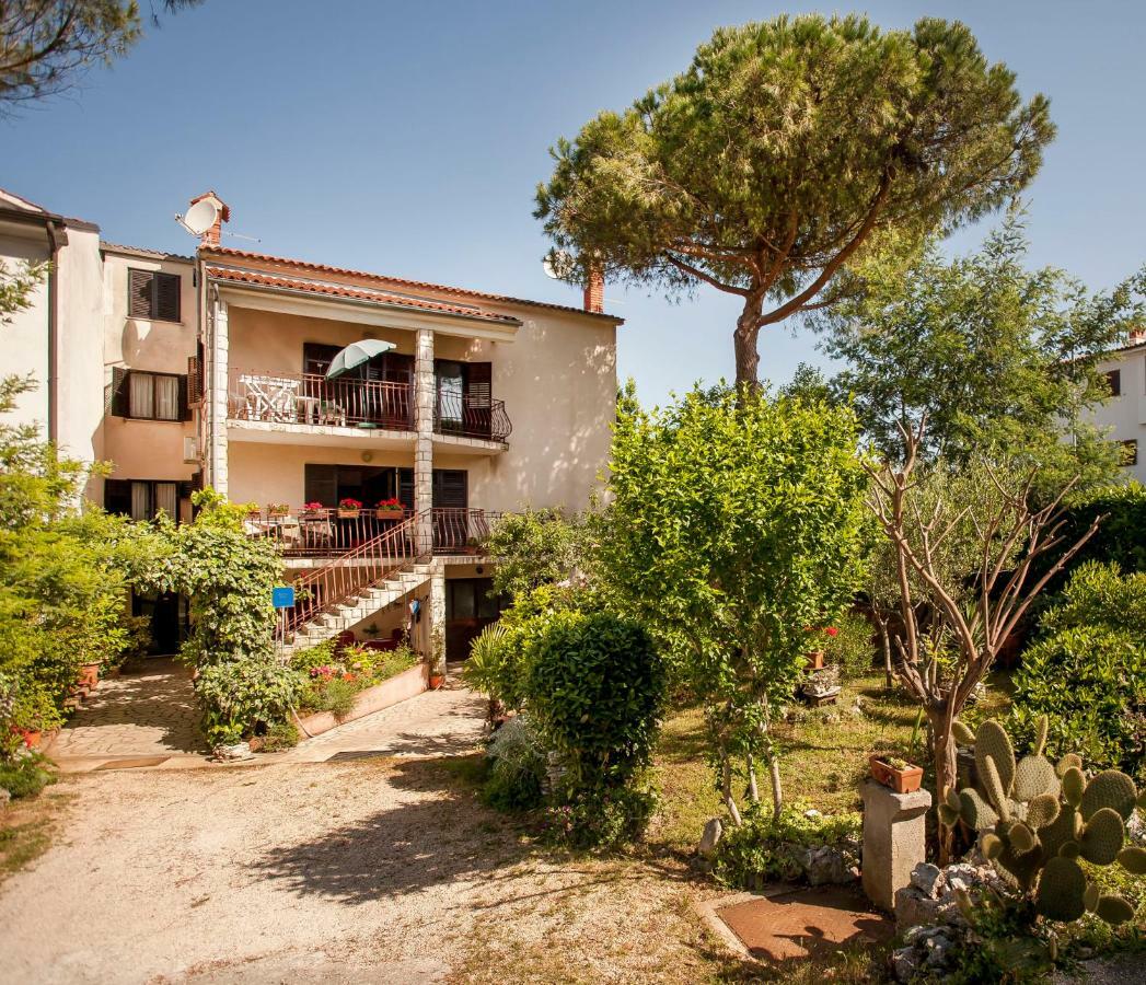 Apartment Regina Rovinj Zewnętrze zdjęcie
